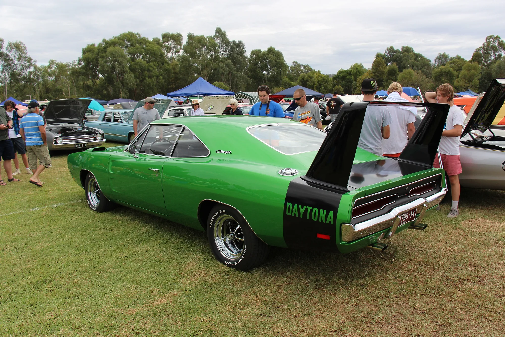 Dodge Charger Daytona 4