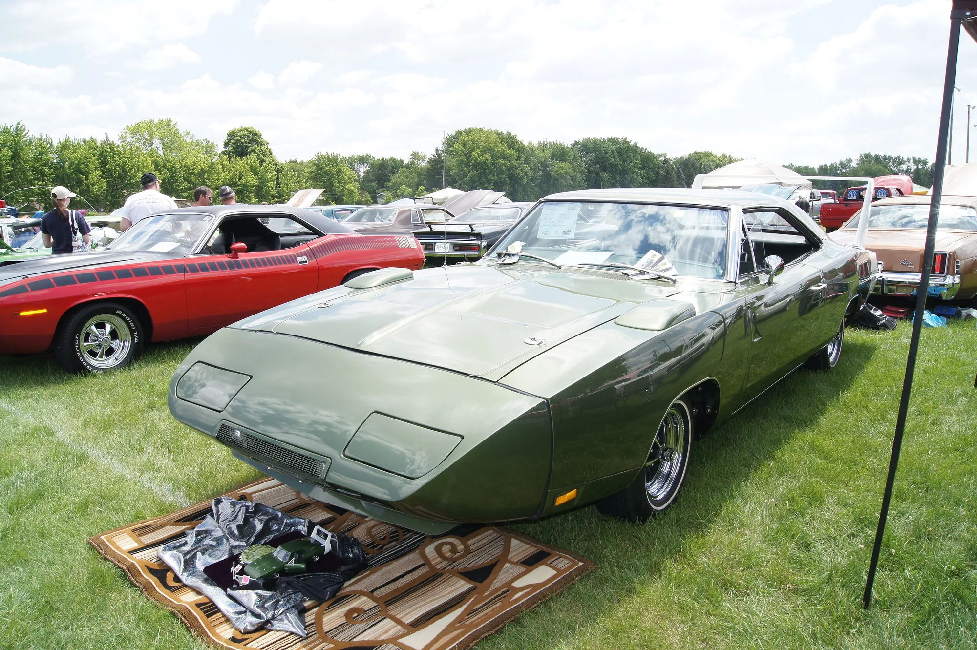 Dodge Charger Daytona 12