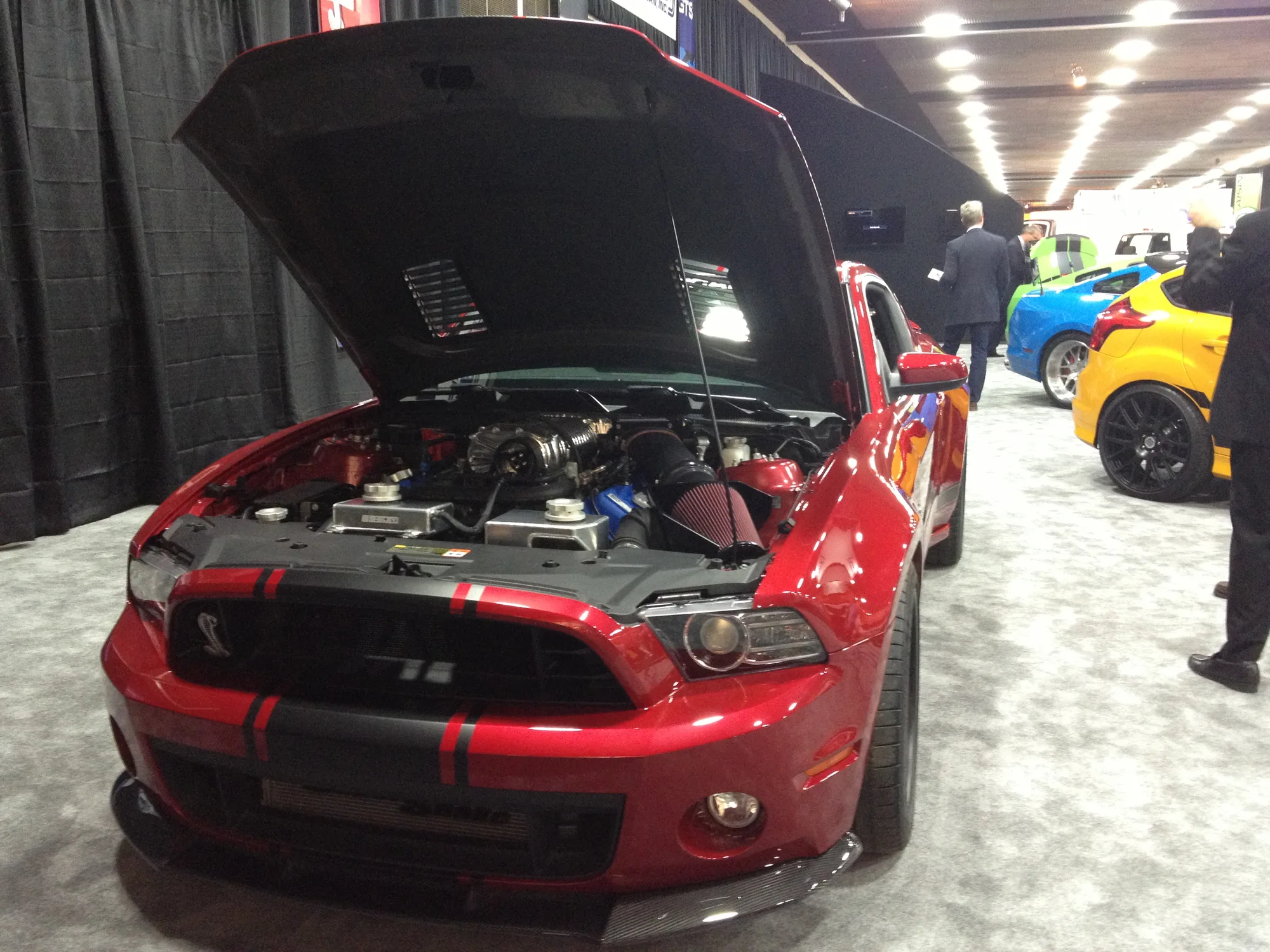 Ford Mustang Shelby 10