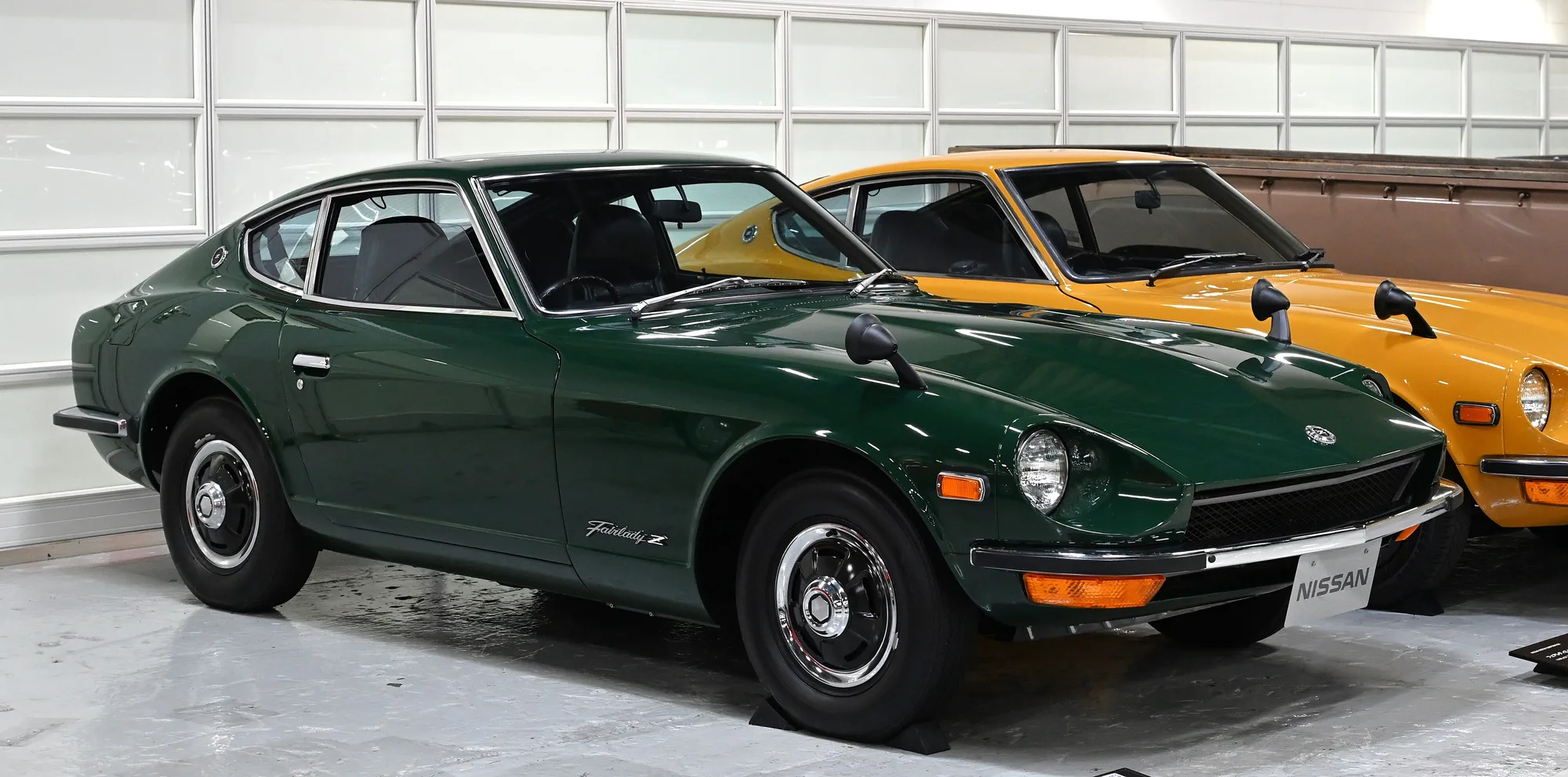 Nissan Fairlady 4
